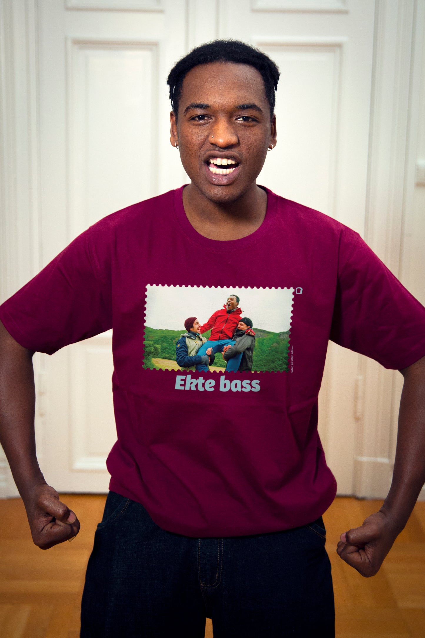 Unisex T-Shirt Burgunder - Ekte Bass!