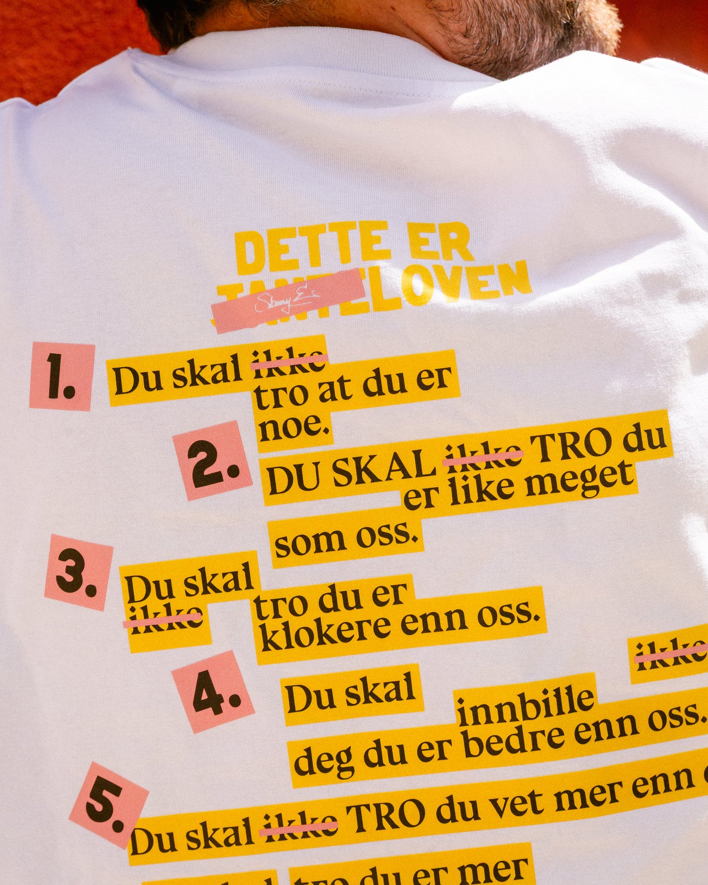 Skinny E | Skinny E-loven tee