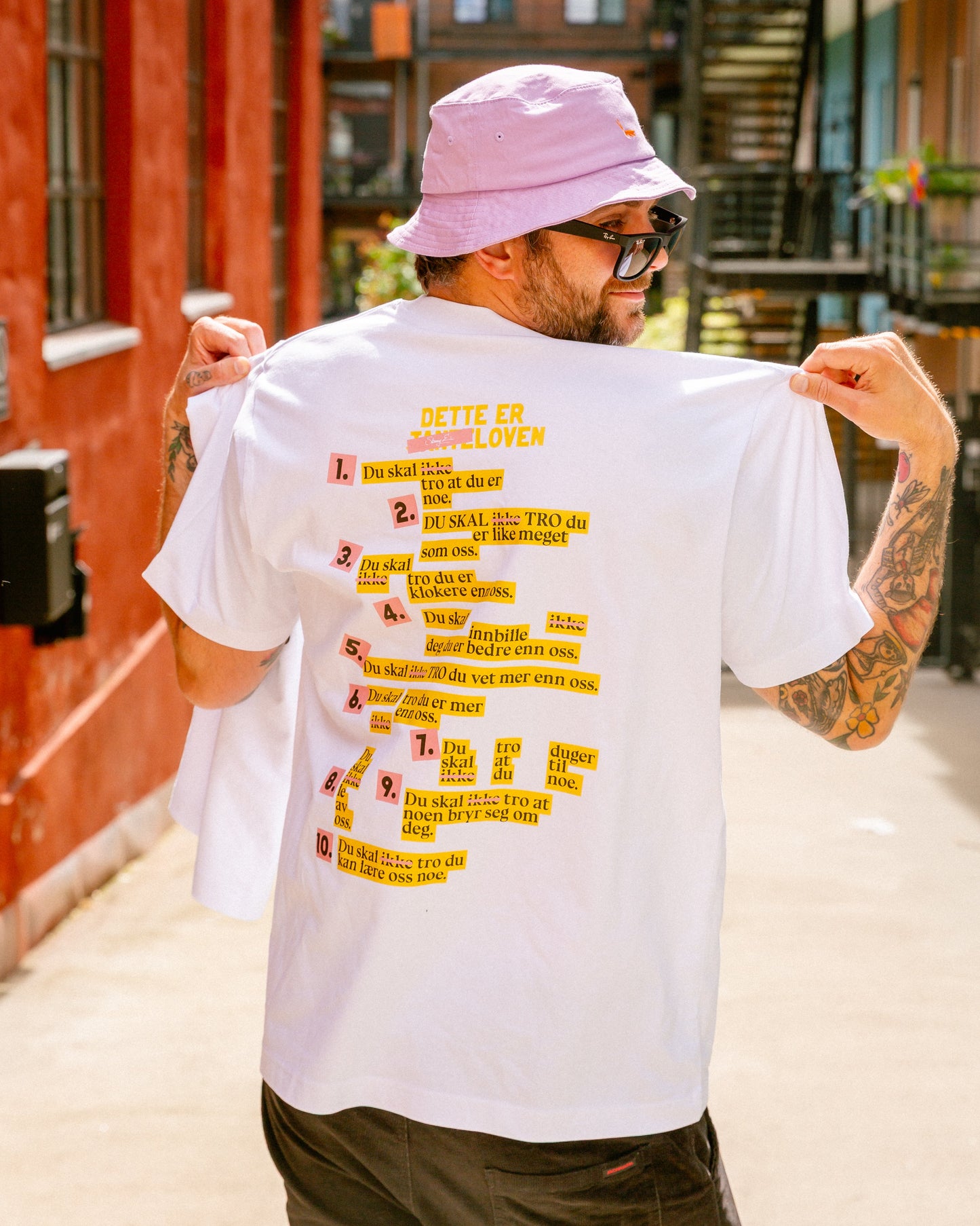Skinny E | Skinny E-loven tee
