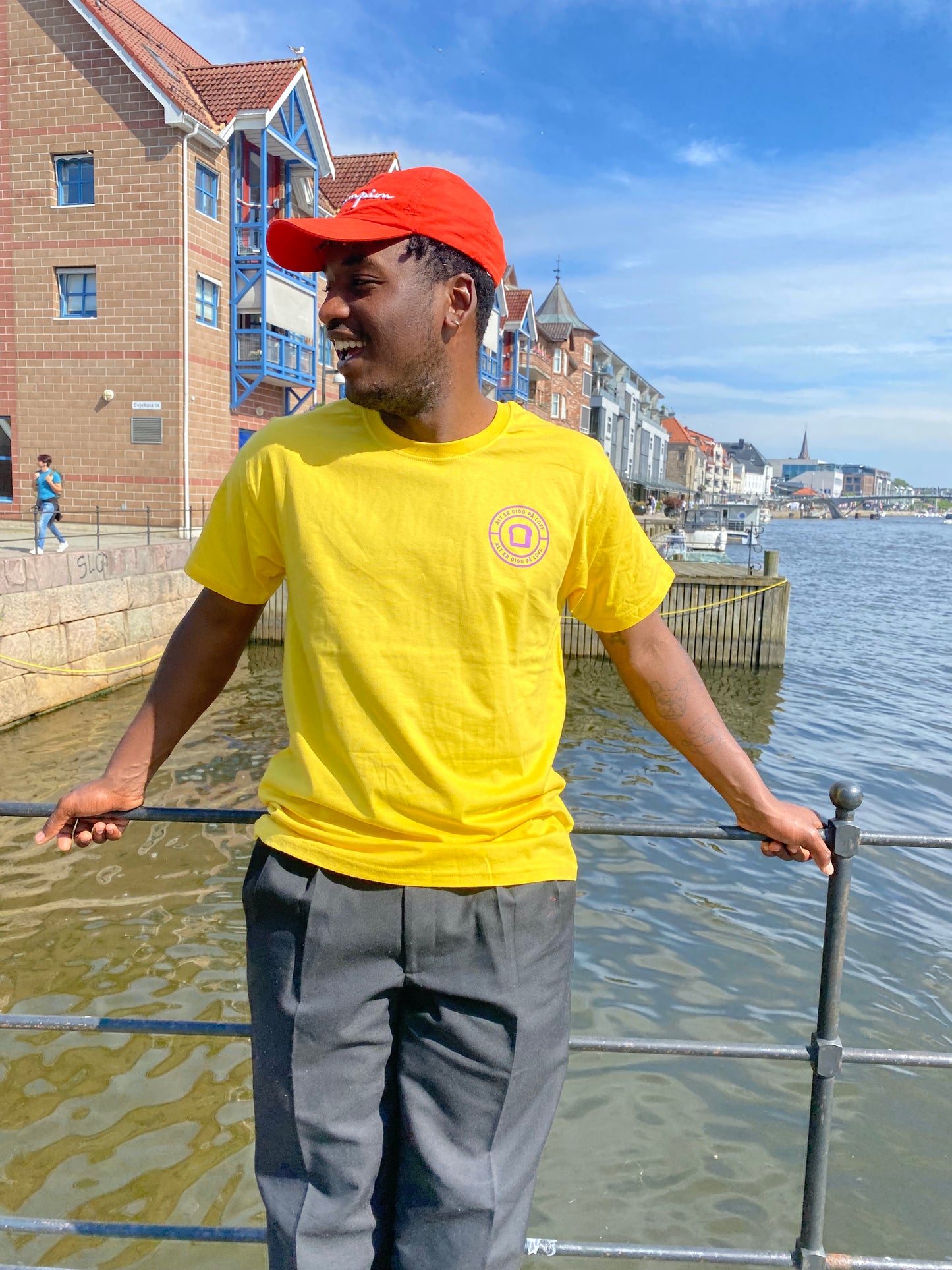 Loff Homeslice | T-skjorte | Gul