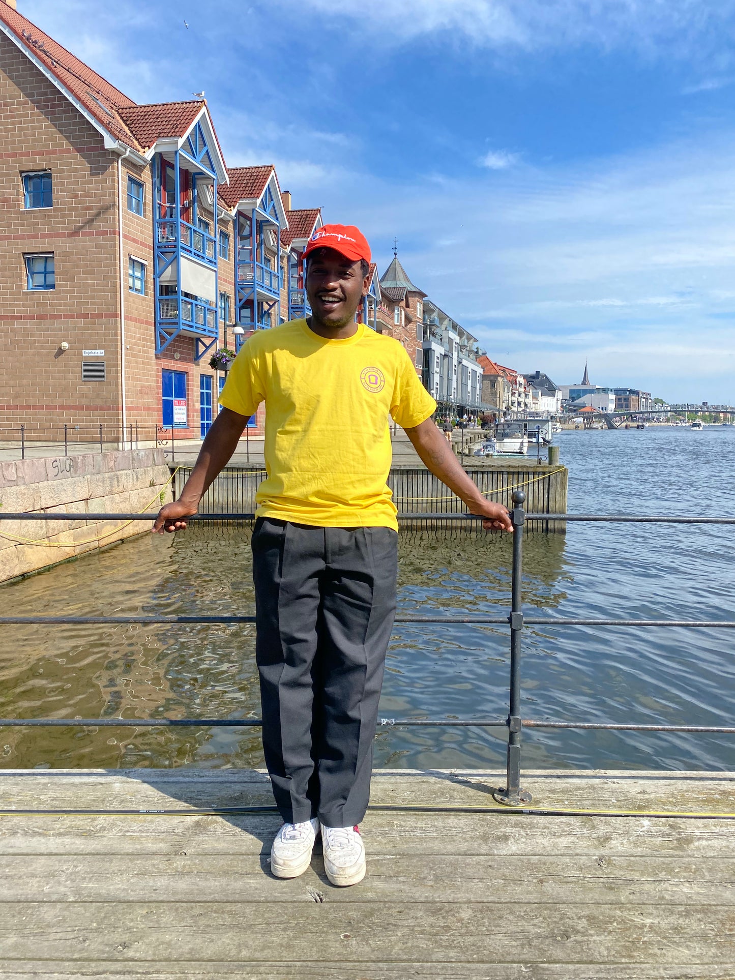 Loff Homeslice | T-skjorte | Gul