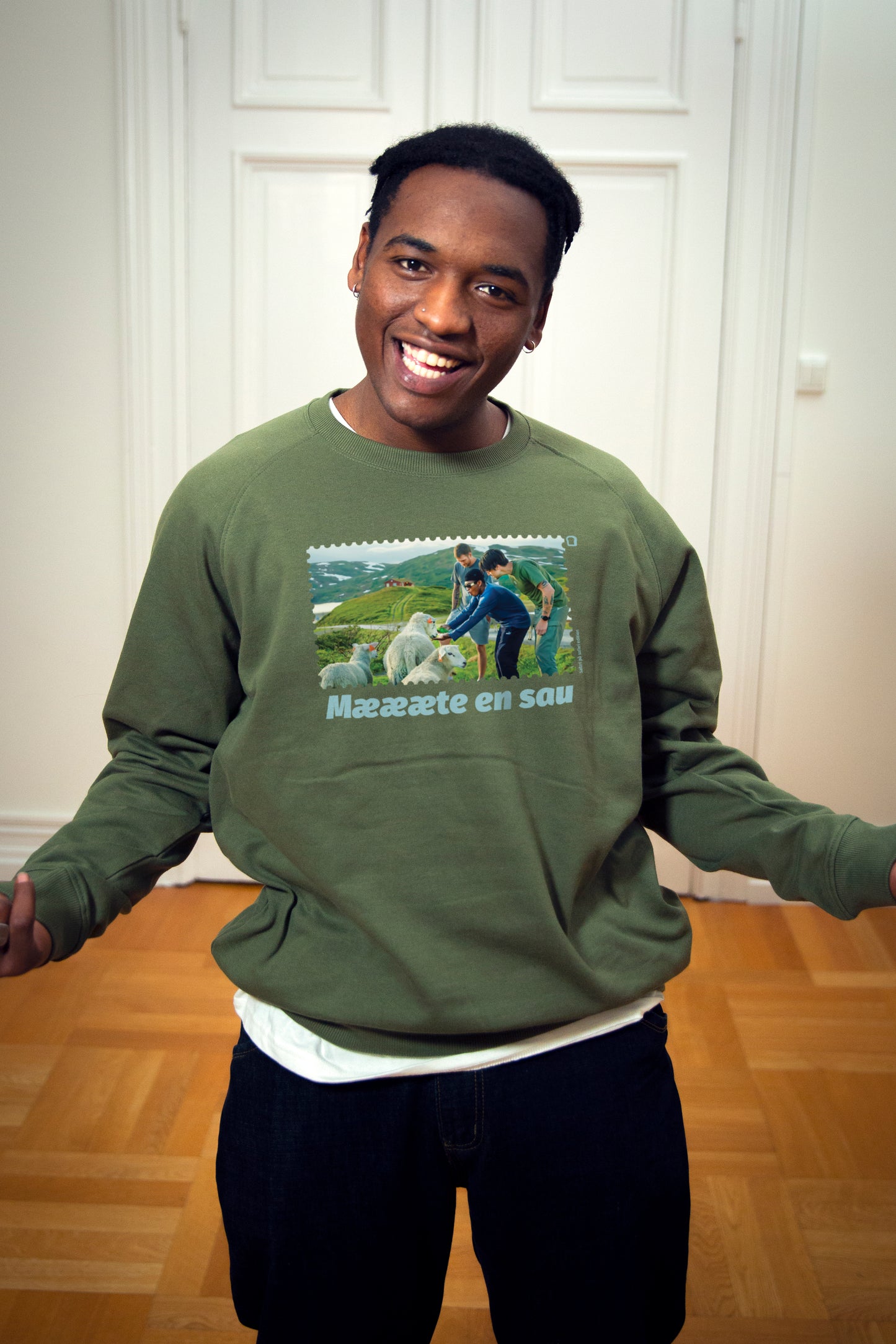 Unisex Sweatshirt Grønn - Mæææte en sau!